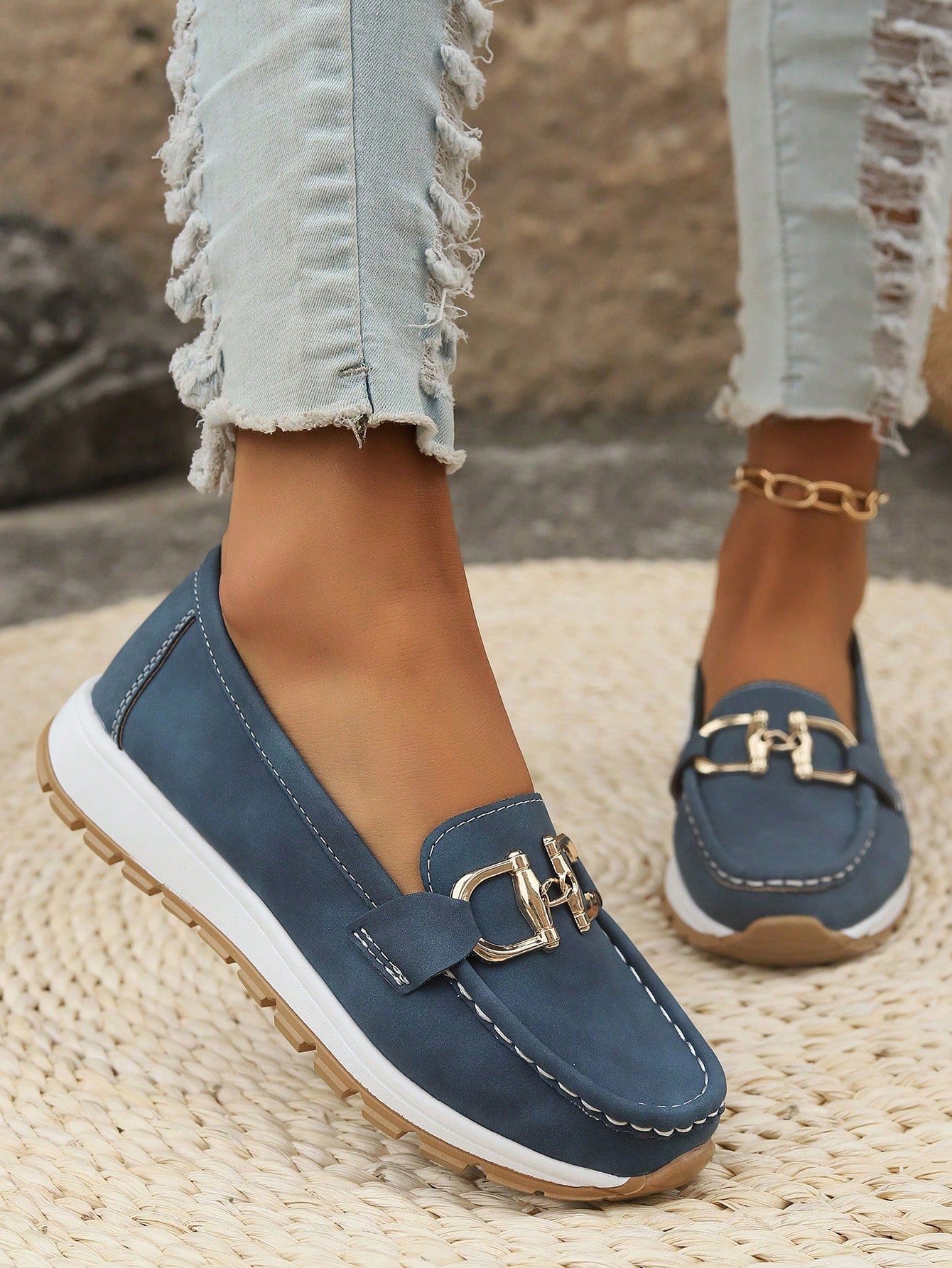 Annie - Flat Buckle Loafers