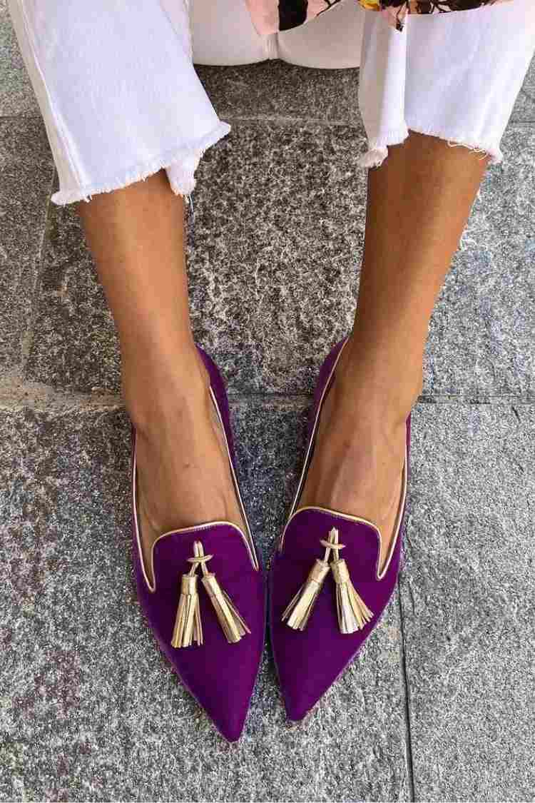Loafer with elegant tassels