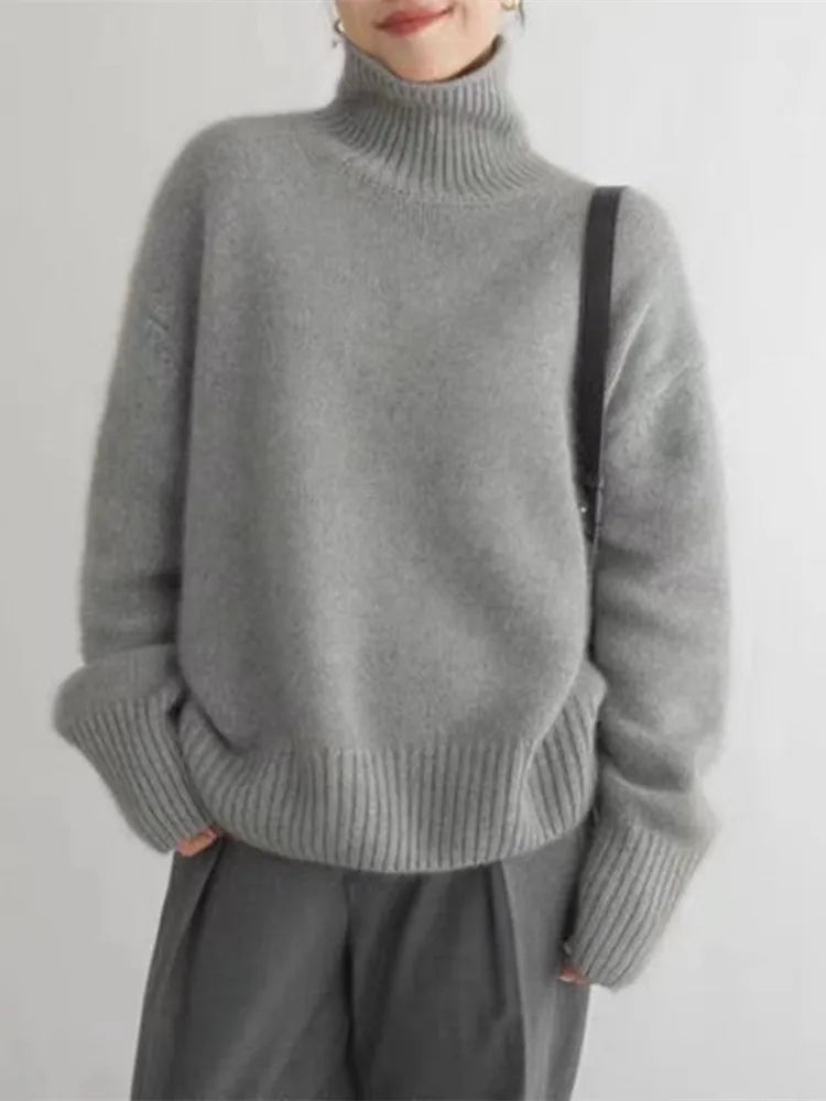 Amaya | Luxury Cashmere Turtleneck Sweater