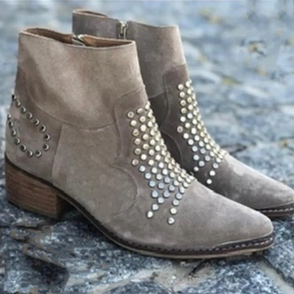 Ankle boots with studs