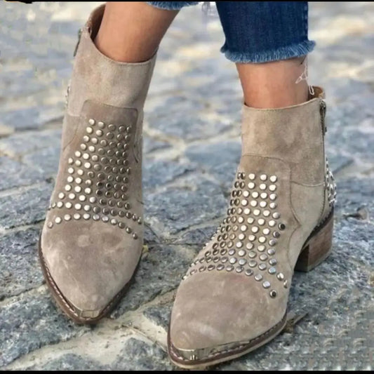 Ankle boots with studs