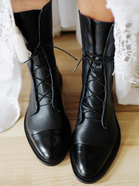 VICTORIA POLISHED LACE-UP BOOTS
