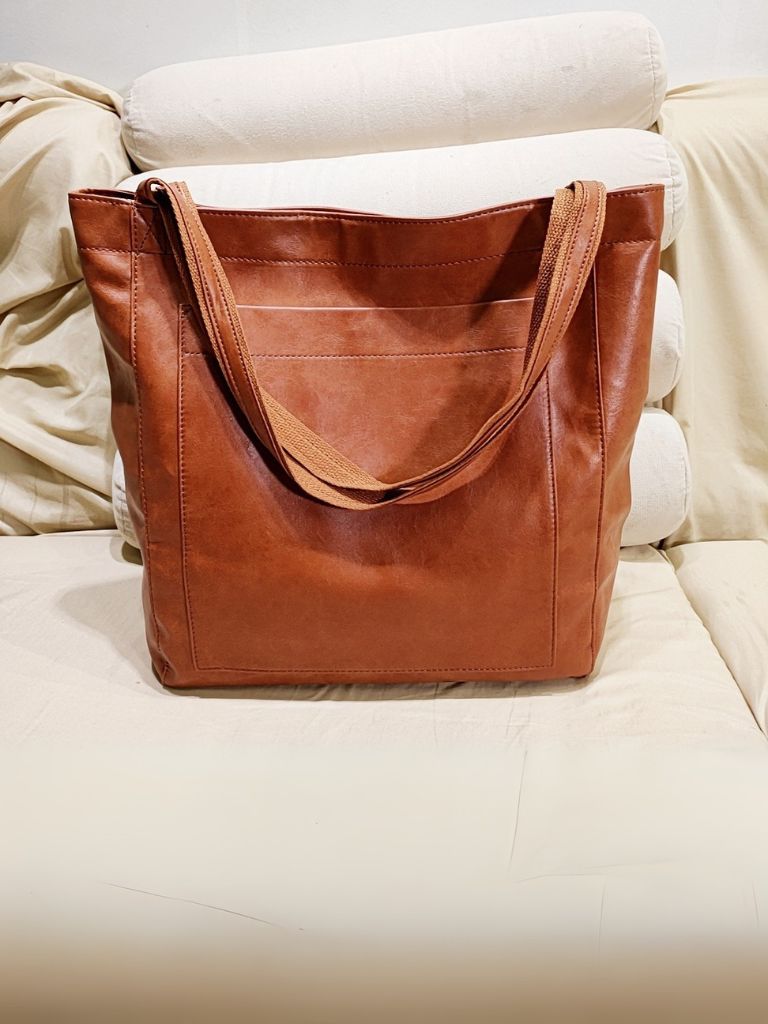 SABINE WAXED TOTE