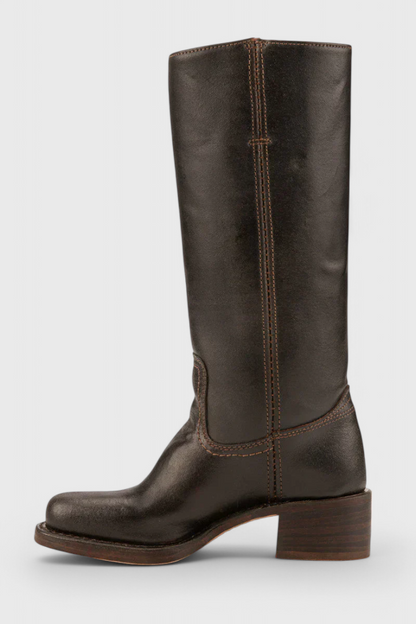 Grace Modern Classic Boots for All-Season Wear 