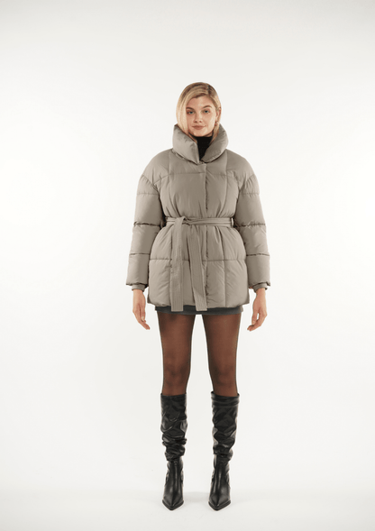 NOVA | MID LENGTH BELTED PUFFER JACKET 
